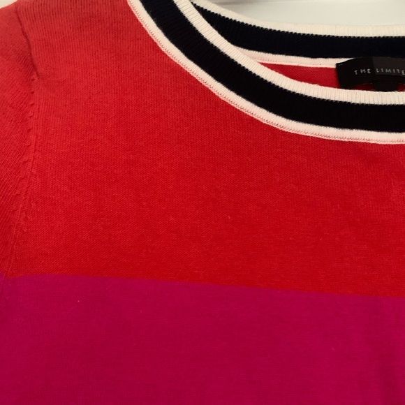 DONATED*** Cute Colorblock Top - Picture 3 of 8